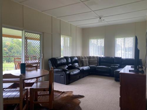 Crediton House | Clover Lodge