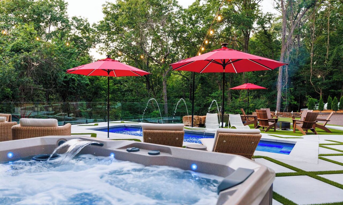Bourbon House | Club Boulders by Pinemark® Pool+Pickleball+HotTub