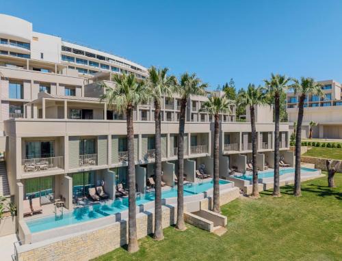 Side Resort | Club Melas Privé