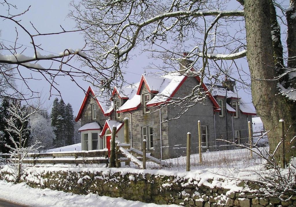 Newtonmore House | Cluny Mains