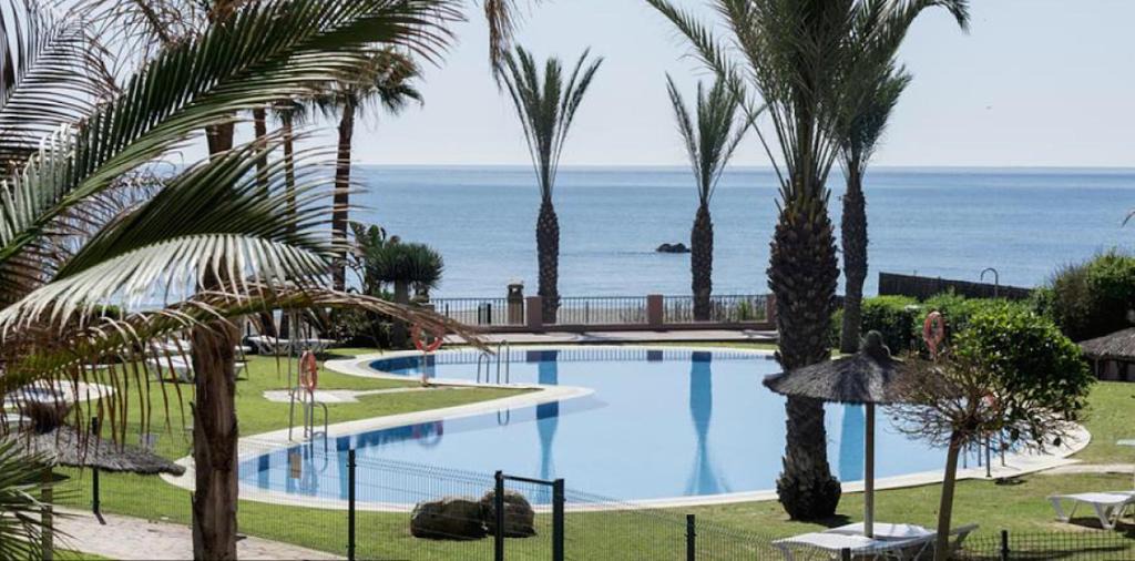 Puerto de la Duquesa Apartment | CN-340 Suites
