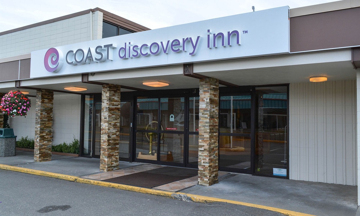 Campbell River Hotel | Coast Discovery Inn & Marina