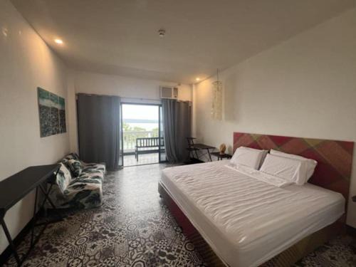 Loon Hotel | Coast Side Cliffs Resort