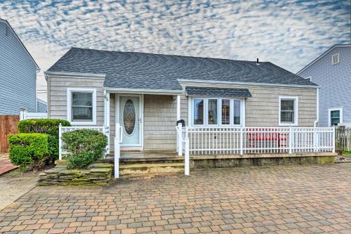 Brigantine House | Coastal Brigantine Cottage: Walk to Beaches
