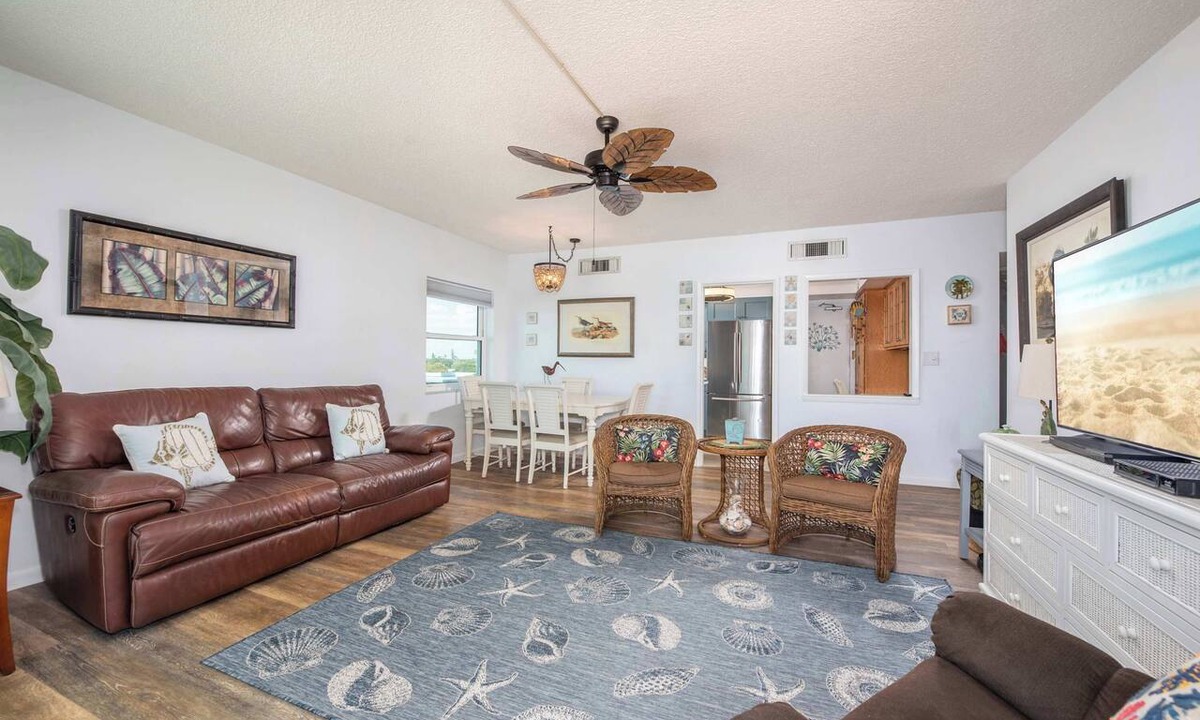 South Patrick Shores Apartment | Coastal condo w/balcony views & beach access