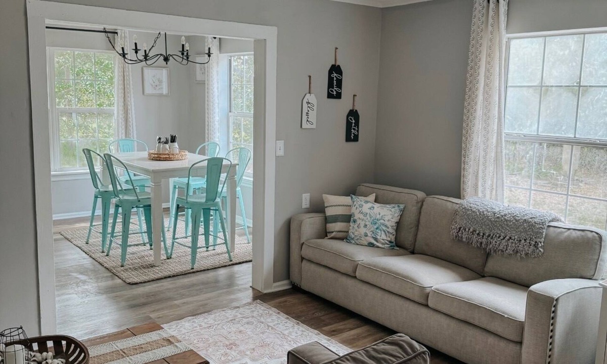 Southport House | Coastal Farmhouse: Pet Friendly + Quiet Location