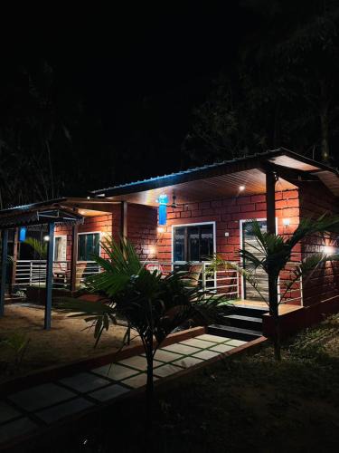 Diveagar Cabin | Coastal Home