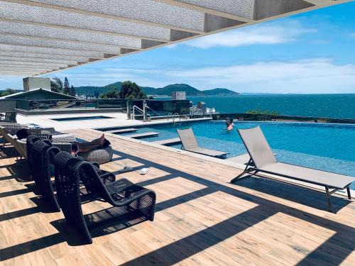 Ingleses Sul Apartment | Cobertura com jacuzzi e churrasqueira privada - Praia dos Ingleses