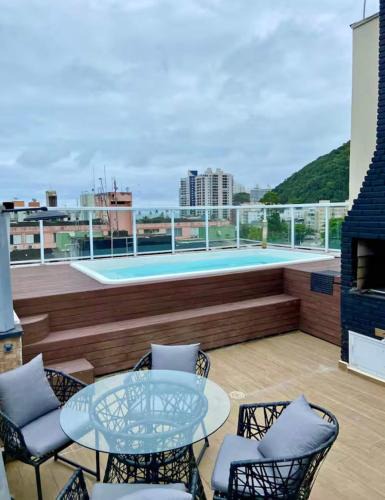 Vila Julia Apartment | Cobertura com Piscina - Guarujá Enseada
