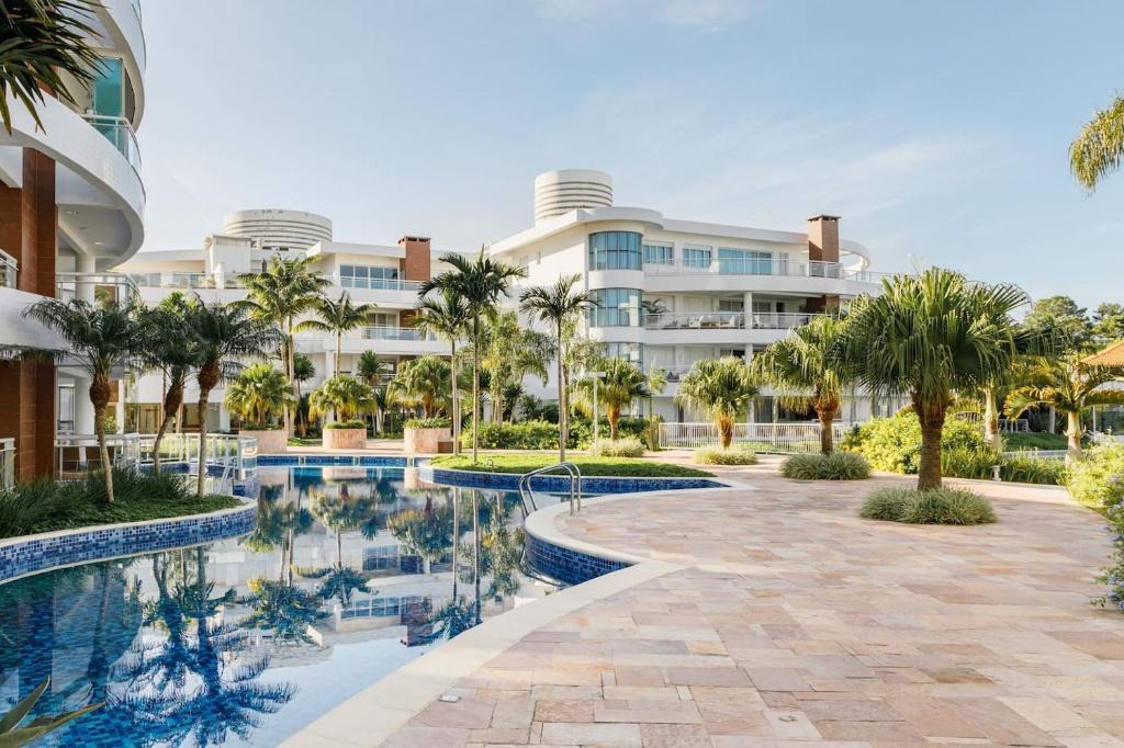 Ponta das Canas Apartment | Cobertura em Resort Pé na Areia com Piscina Hidro