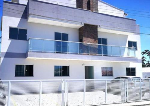 Alto Ribeirao Leste Apartment | Cobertura no Sul da Ilha