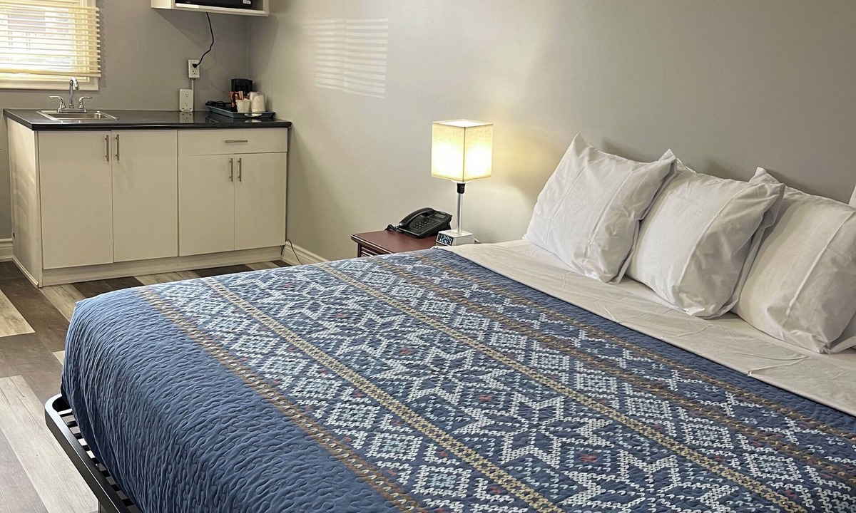 Cobourg Hotel | Cobourg Inn