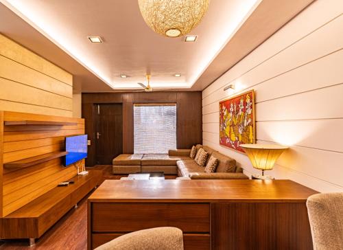 Bissar Akbarpur Apartment | Cocktail room