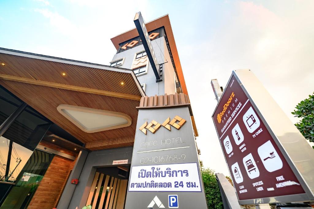 Bang Na Hotel | Coco Hotel