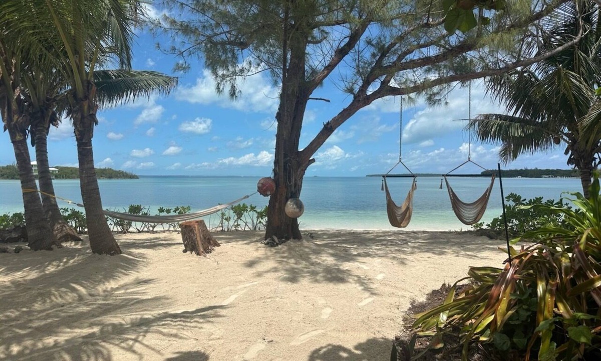 Green Turtle Cay House | Coco Palms - private beach Oasis on Coco Bay just steps from Sea Turtle preserve