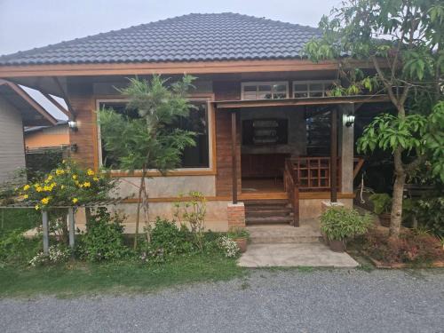 Mae Chan House | Cocoa Hut