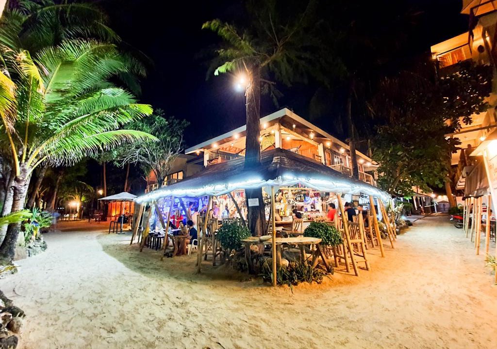 Manoc-Manoc Hotel | Cocoloco Beach Resort