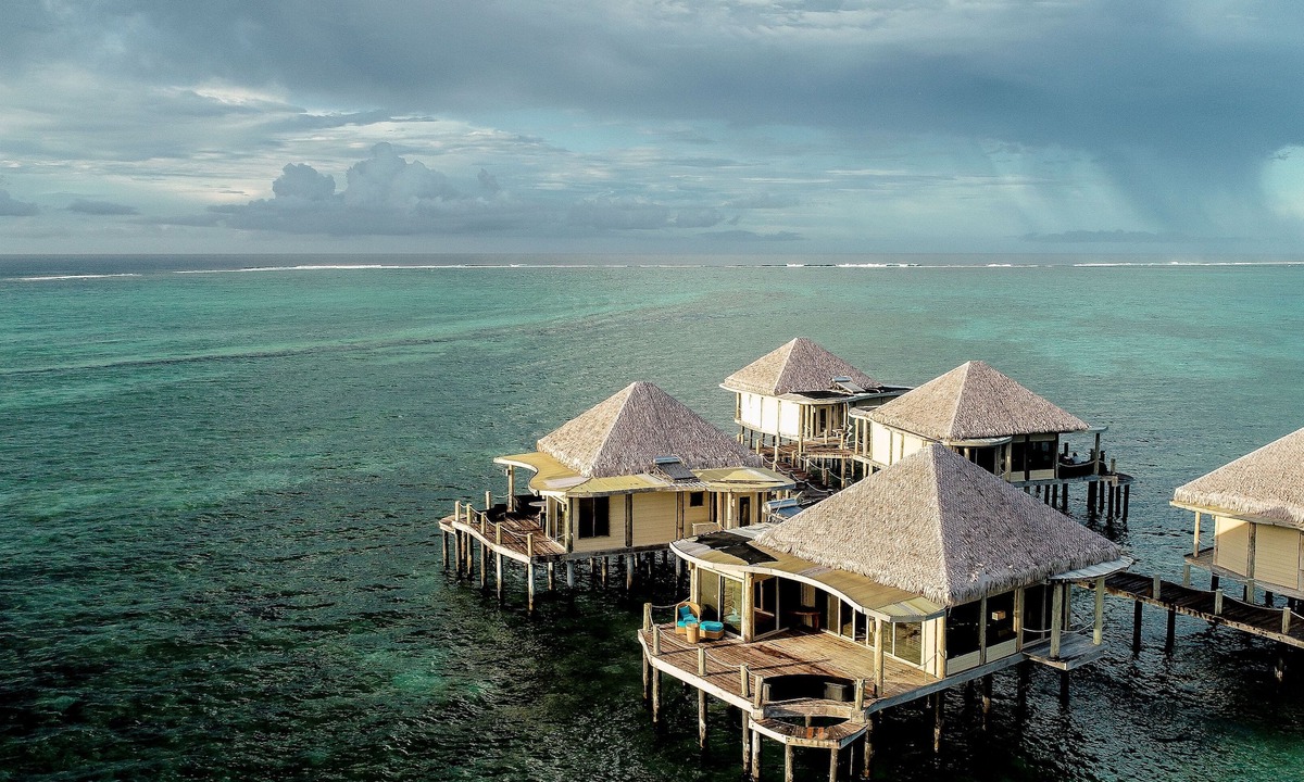 Maninoa Resort | Coconuts Beach Club Resort & Spa