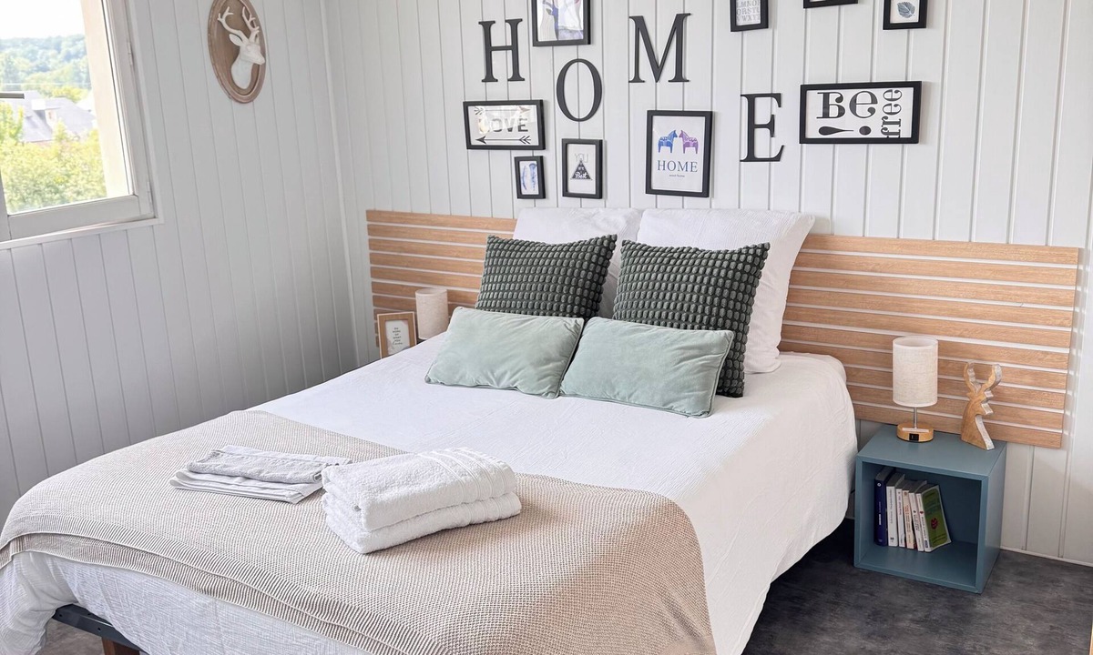 Lisieux Apartment | Cocoonlis, Charmant 2 Pièces au Cœur de la Ville Avec vue sur la Basilique