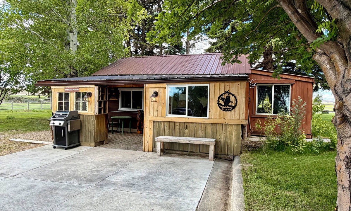 Cody Cabin | Cody Bunkhouse