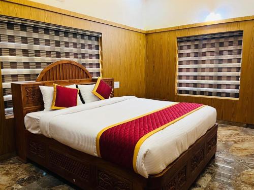 Thariyode Villa | Coffeehut Pool Villa