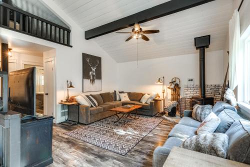 Cold Springs House | Cold Springs Escape: A/C, Hot Tub, Generator, WiFi