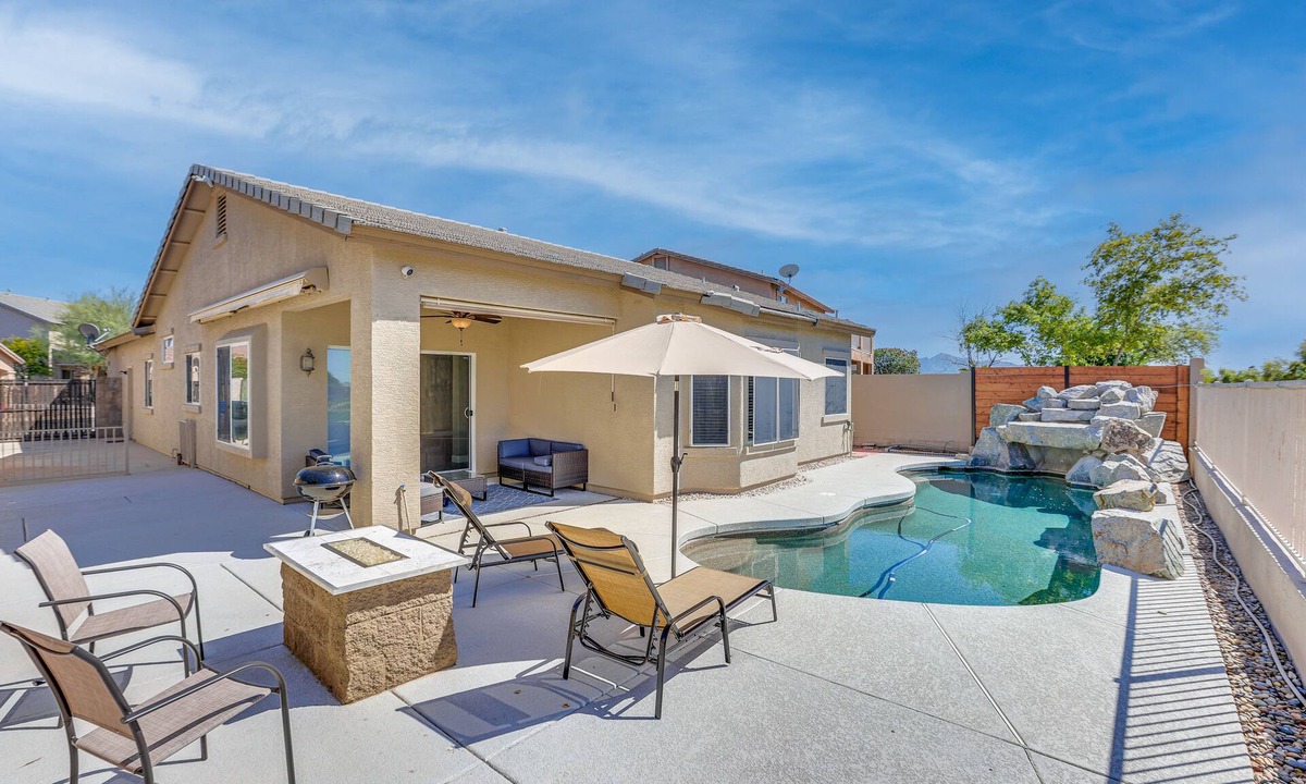 Coldwater Springs House | Coldwater Golf Course Getaway in Avondale!