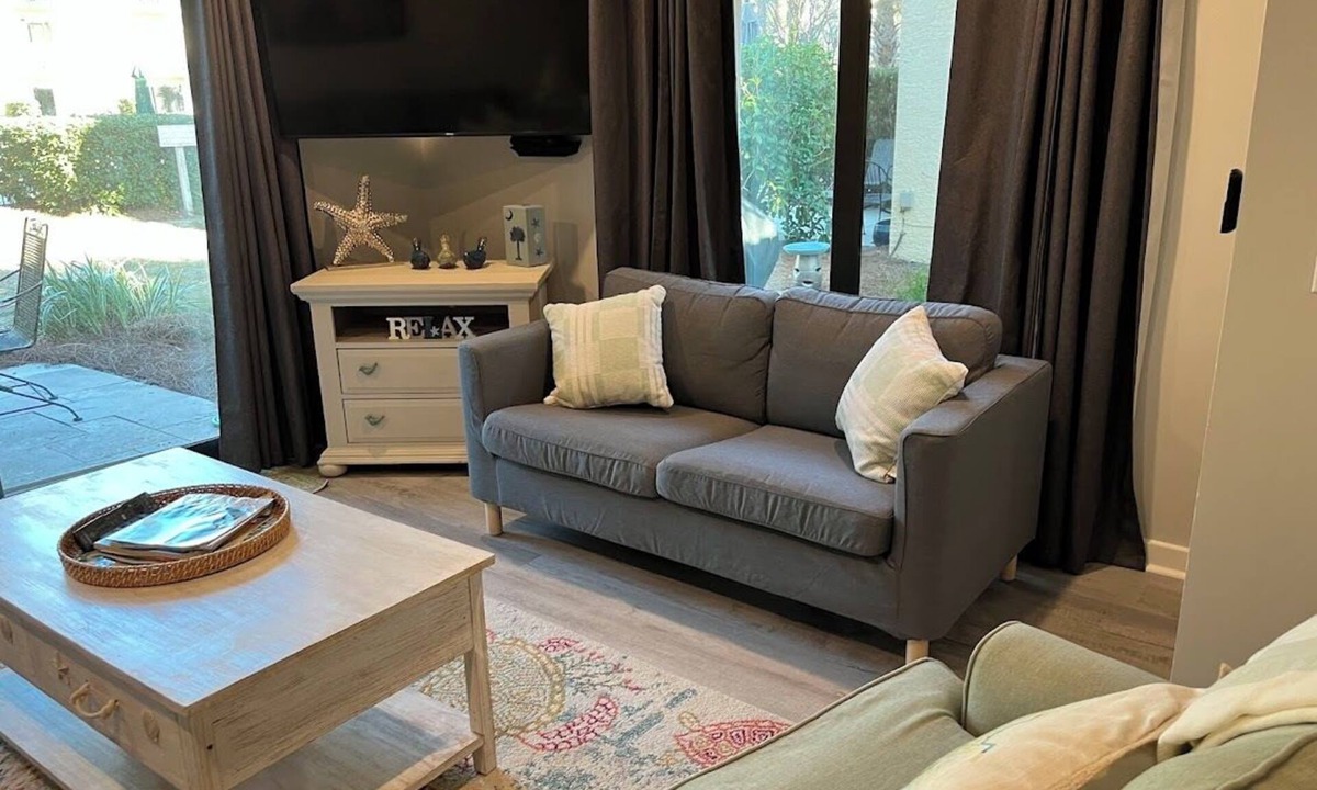 North Forest Beach Villa | Coligny Beach-beautiful 2 bed condo super clean and close to everything Coligny!