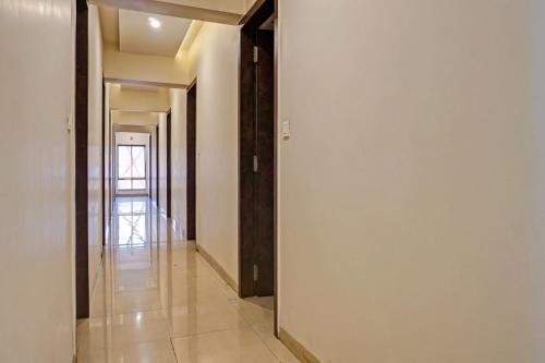 Pune Hotel | Collection O Royce Studios Near Pune Airport