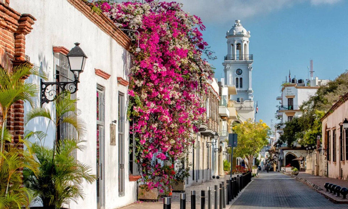 Zona Colonial House | Colonial Home with Private Terrace and Jacuzzi