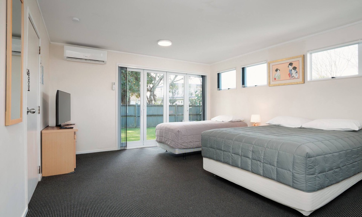 Gisborne Hotel | Colonial on Gladstone
