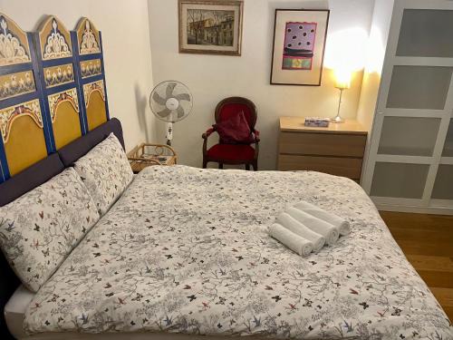Sant' Ambrogio Apartment | Colonna