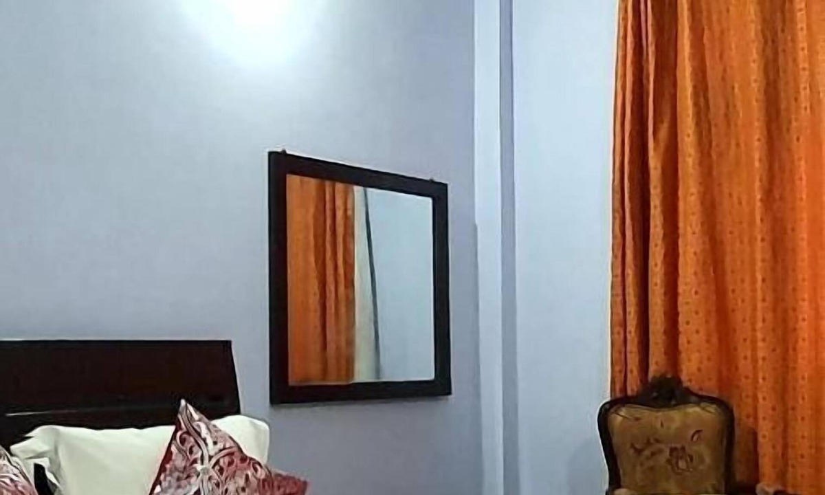 Gilgit Hotel | Columbine Bed And Breakfast