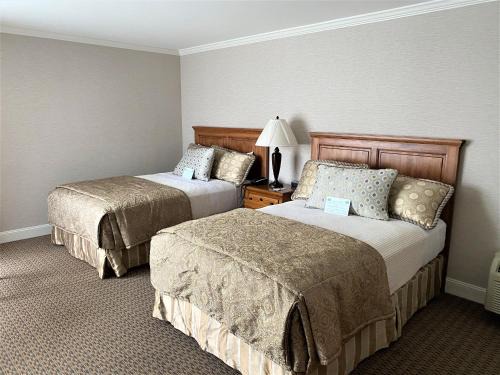 Russian Hill Hotel | Columbus Inn