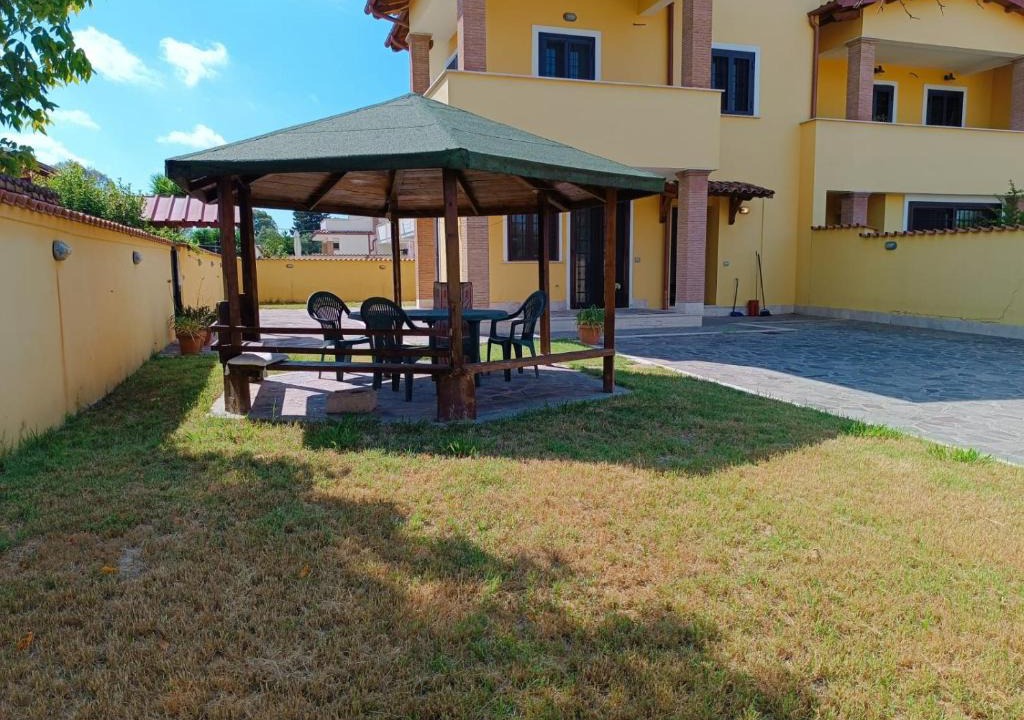 Zona XXXIV Casal Palocco Villa | come a casa 2