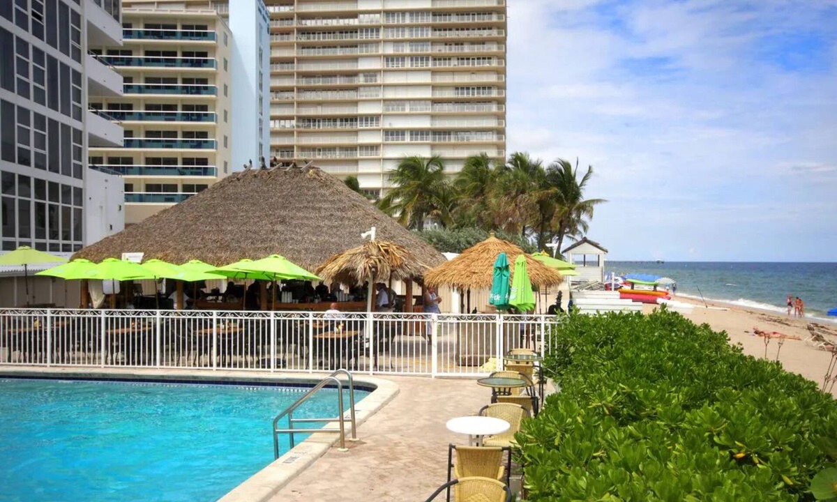 Galt Mile Resort | Come Create Memories w/Fun-filled Adventures at this Paradise! Outdoor Pool!