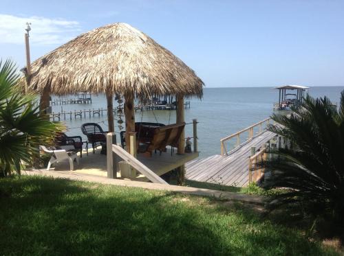 Bacliff House | Come Friday Cottages