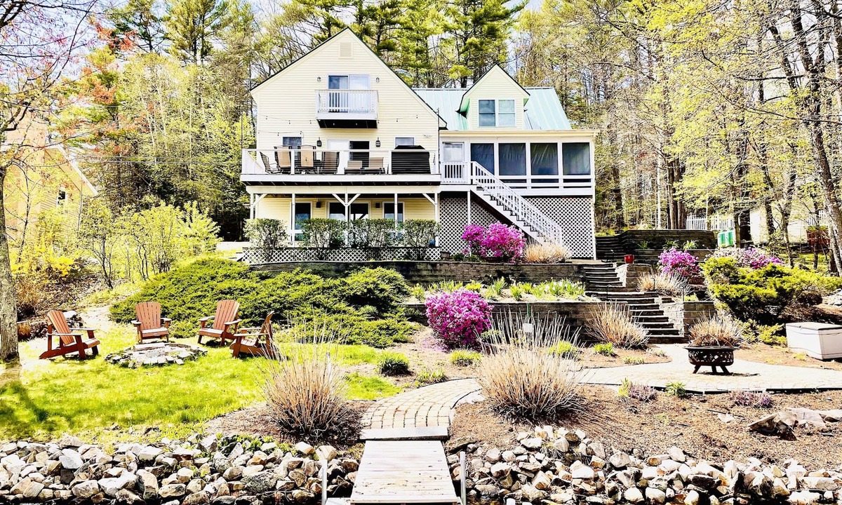 Locke Lake Colony House | Come relax and play! Gameroom, kayaks, paddleboards, fire pit, screen porch