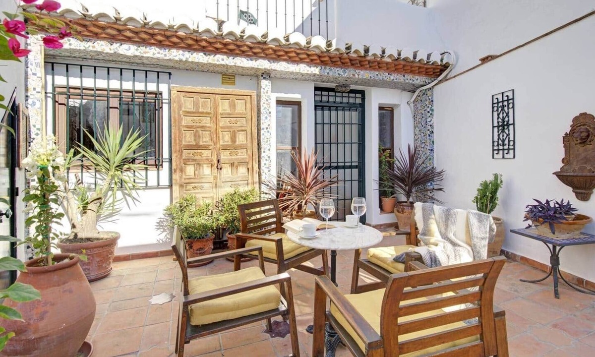 San Ildefonso House | Comeback La Cueva del Gato