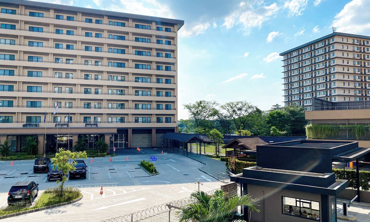 Cikarang Apartment | Comfort 2Br At Crown Court Executive Condominium Apartment
