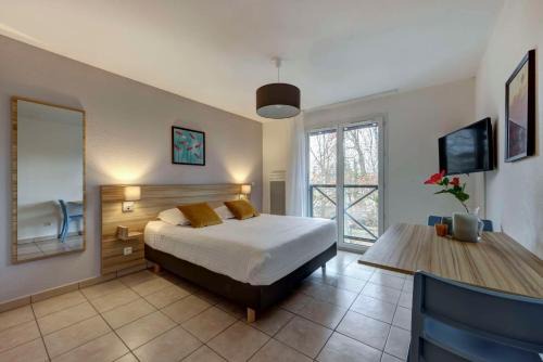 Divonne-les-Bains Apartment | Comfort Aparthotel Divonne L'Orée du Parc