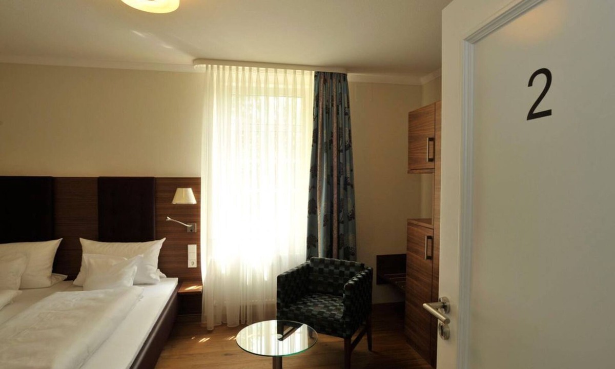 Zeiskam House | Comfort Category I - Double Room - Hotel-Restaurant Zeiskamer Mühle