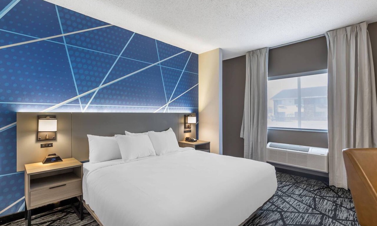 Davenport Hotel | Comfort Inn Davenport East - Bettendorf