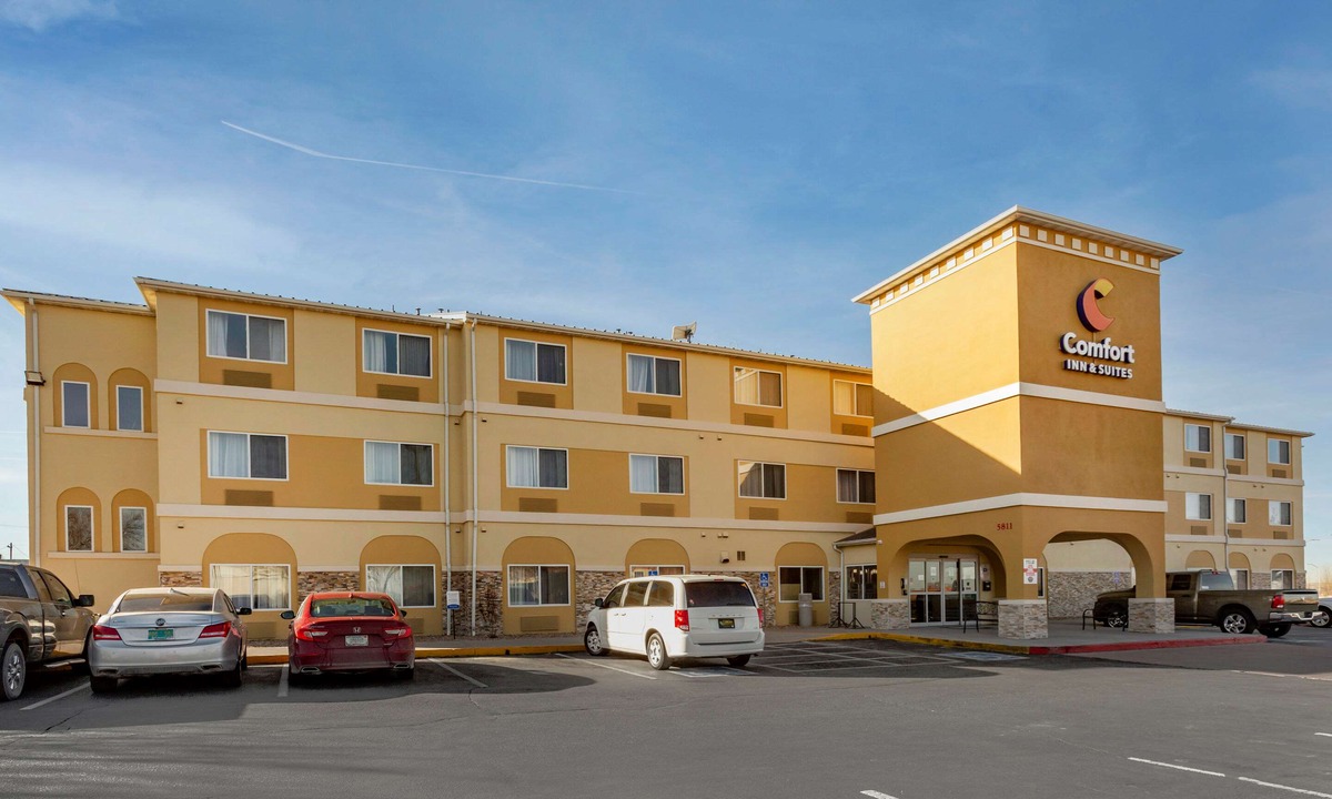 Northeast Heights Hotel | Comfort Inn & Suites Alameda at Albuquerque Balloon Fiesta Park
