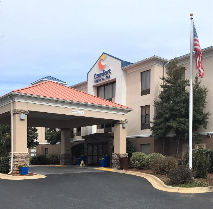 Asheboro Hotel | Comfort Inn & Suites Asheboro East