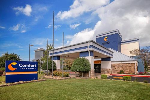 Clemson Hotel | Comfort Inn & Suites Clemson - University Area