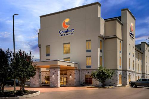 Grenada Hotel | Comfort Inn & Suites Grenada