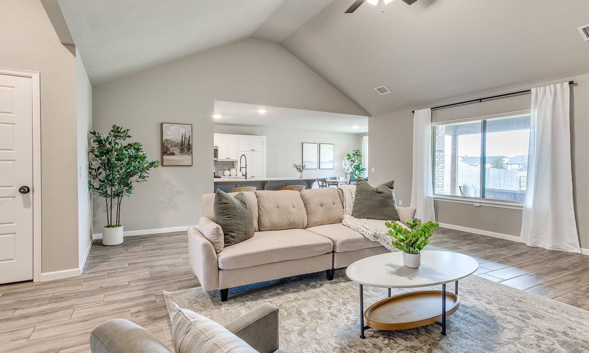 Broken Arrow House | Comfort, Style, and Serenity in One Home!