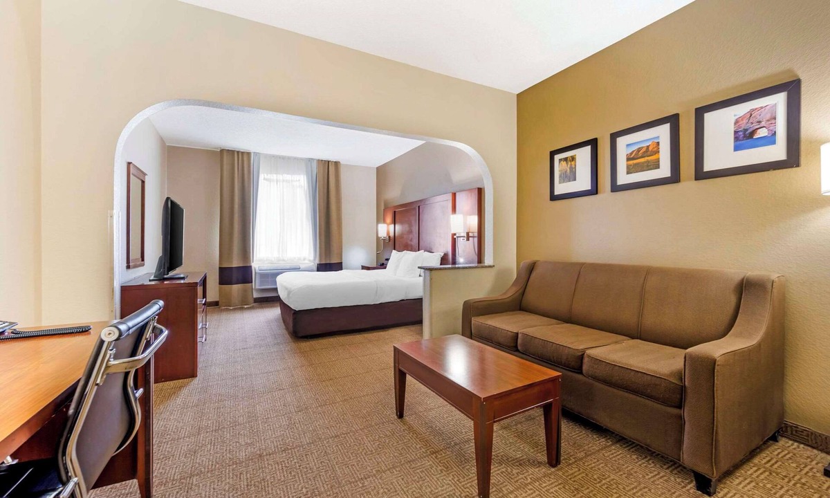 Castle Rock Hotel | Comfort Suites Castle Rock - Denver South