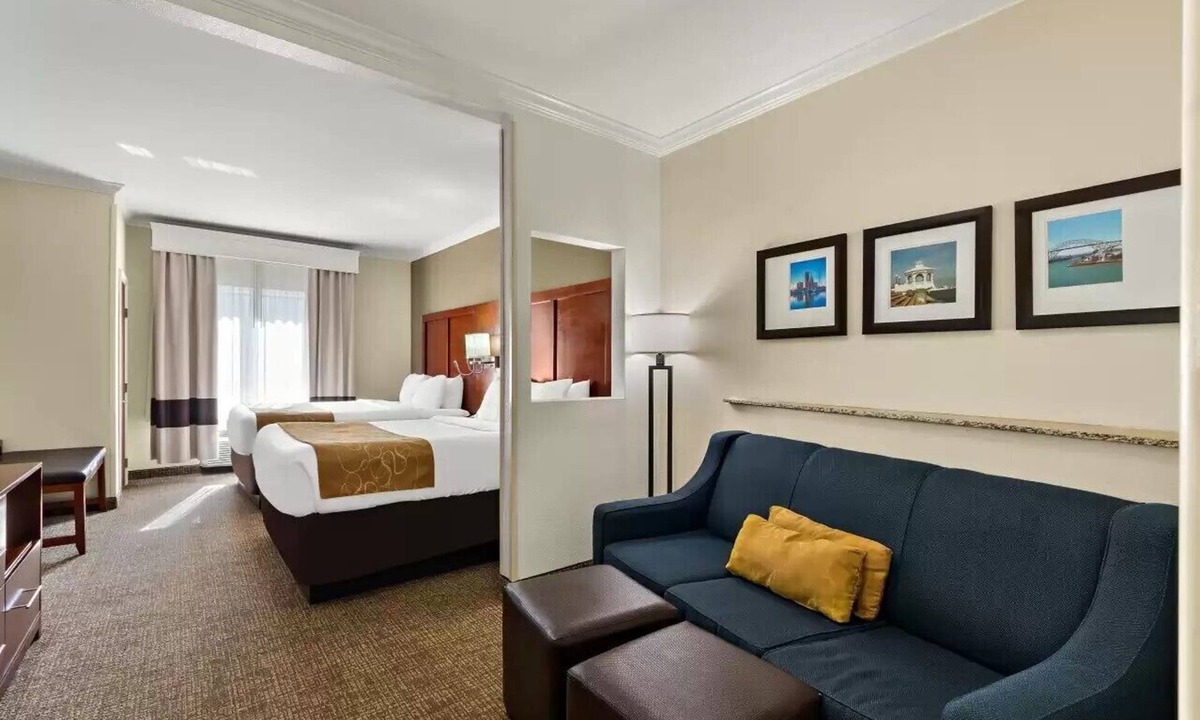 Central City Hotel | Comfort Suites Corpus Christi Central